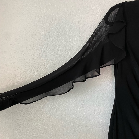 Gorgeous Ralph Lauren Black Dress with Sheer Sleeves Size 0. Never worn. - Picture 2 of 4